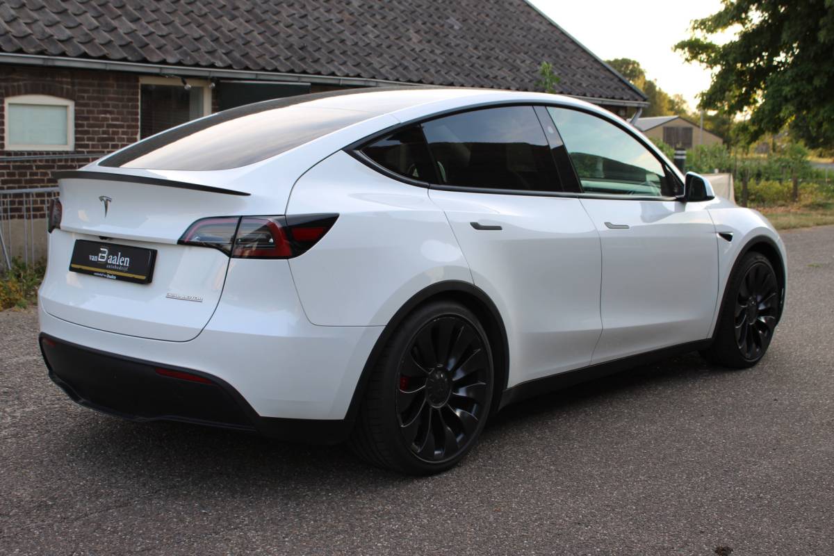 Tesla Model Y Tesla Model Y Performance AWD 75 kWh SOh 92.5% PANO LEER NAVI ORG NL 112000KM!!!