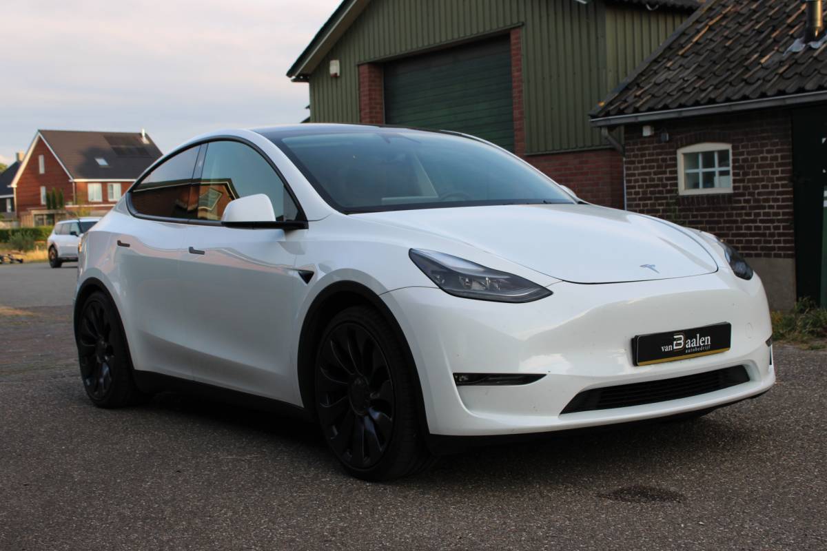 Tesla Model Y Tesla Model Y Performance AWD 75 kWh SOh 92.5% PANO LEER NAVI ORG NL 112000KM!!!