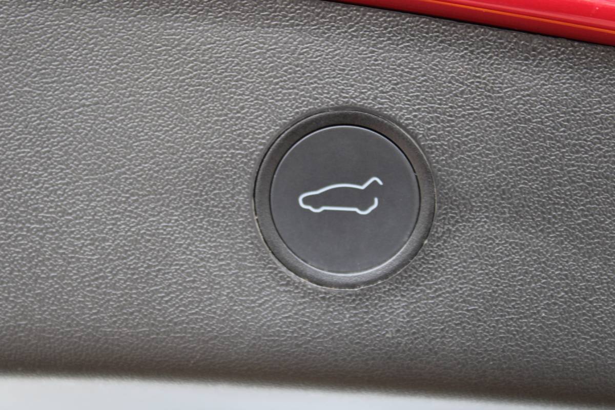 Tesla Model 3 Tesla Model 3 Long Range AWD 75 kWh Soh 91.3% PANO LEER NAVI 77000KM!!