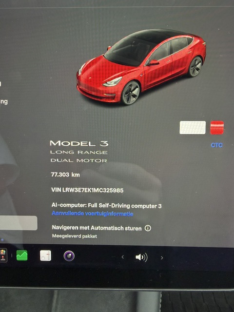 Tesla Model 3 Tesla Model 3 Long Range AWD 75 kWh Soh 91.3% PANO LEER NAVI 77000KM!!