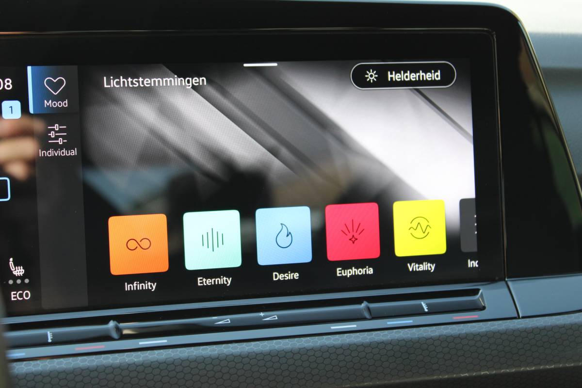 Volkswagen Golf Volkswagen Golf 1.4 eHybrid GTE SOh 94,2% STANDKACHEL VIRTUAL NAVI IQ LED 95000KM!!!
