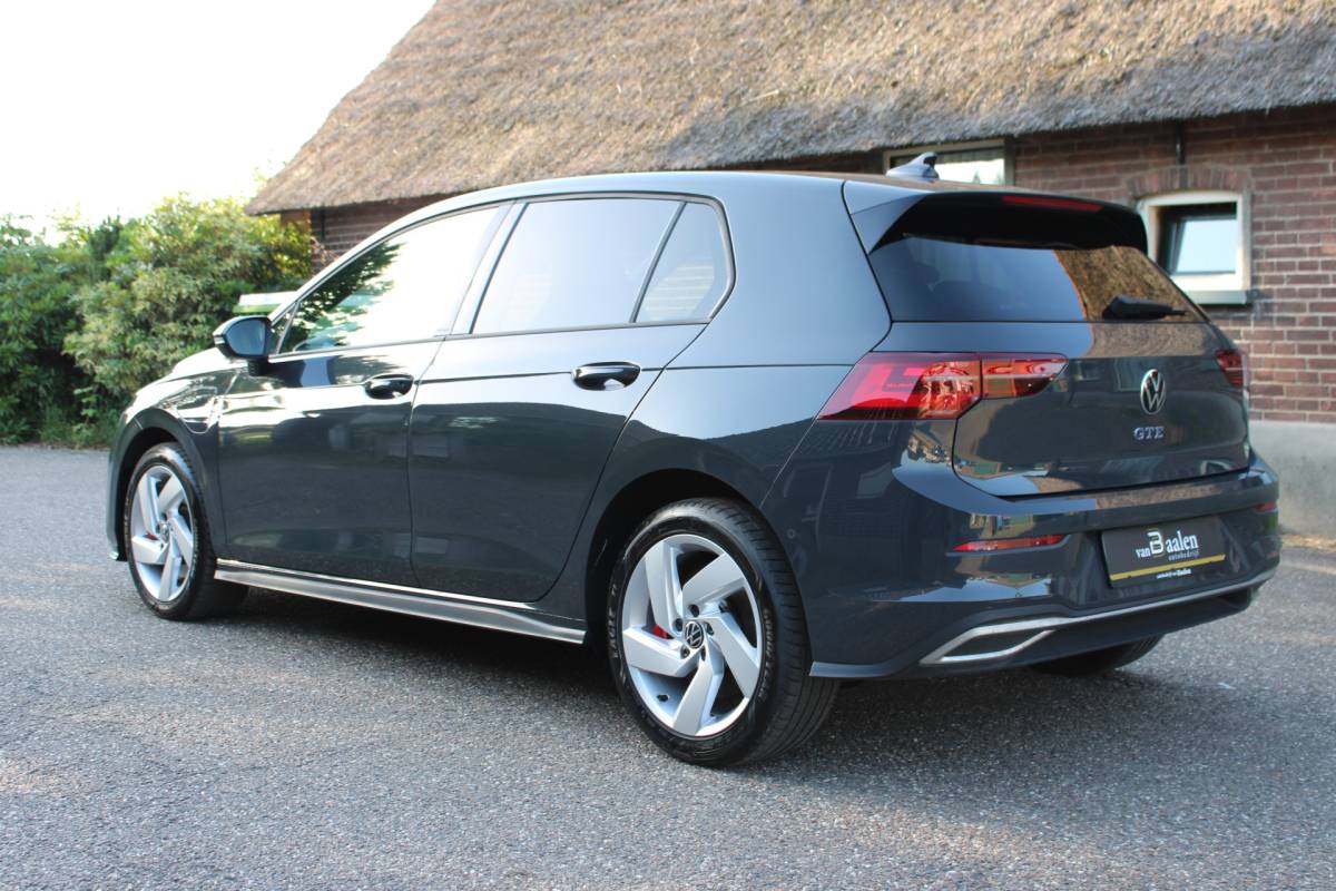 Volkswagen Golf Volkswagen Golf 1.4 eHybrid GTE SOh 94,2% STANDKACHEL VIRTUAL NAVI IQ LED 95000KM!!!