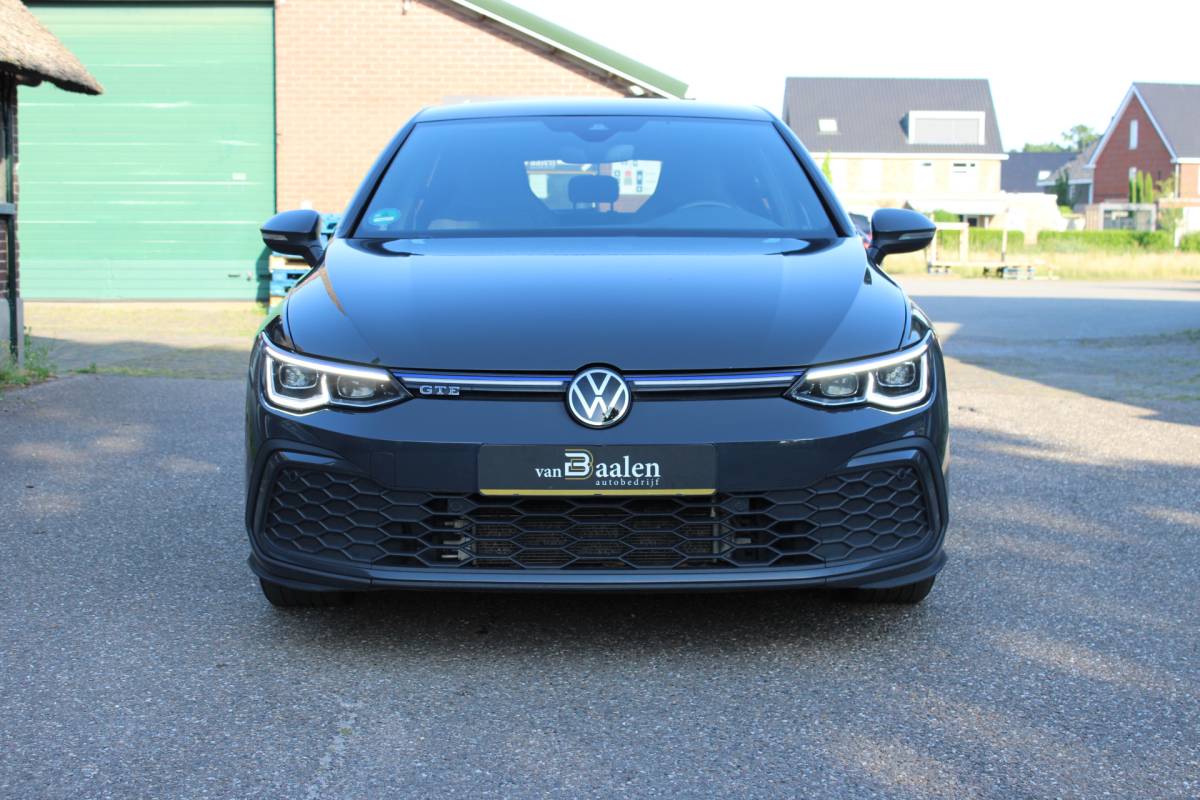 Volkswagen Golf Volkswagen Golf 1.4 eHybrid GTE SOh 94,2% STANDKACHEL VIRTUAL NAVI IQ LED 95000KM!!!