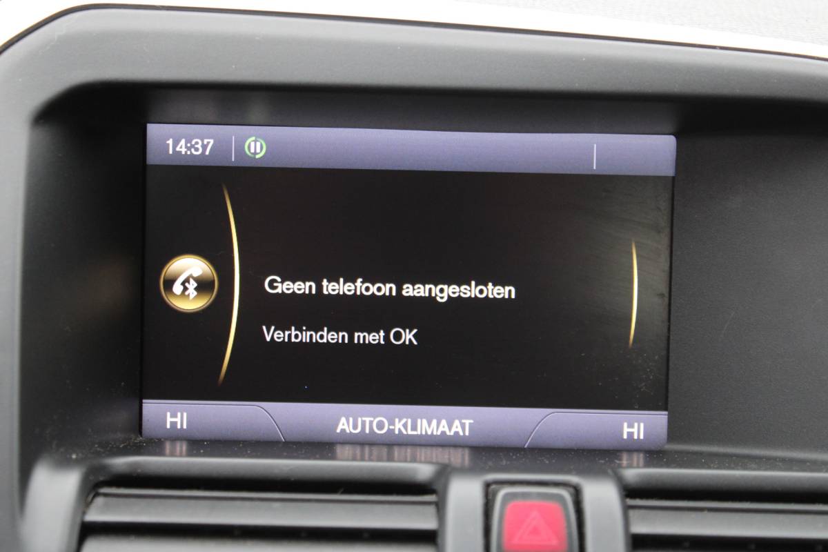Volvo XC60 Volvo XC60 2.0 T5 Kinetic AUTOMAAT NAVI ECC CRUISE PDC 187000KM!!!
