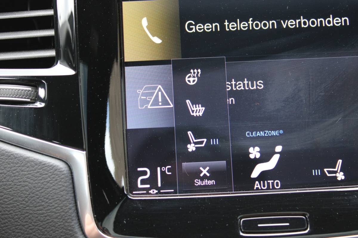 Volvo XC90 Volvo XC90 2.0 T8 Recharge AWD R-DESIGN SOh 100% 7-PERS LEER NAVI B&W 134000KM!!!