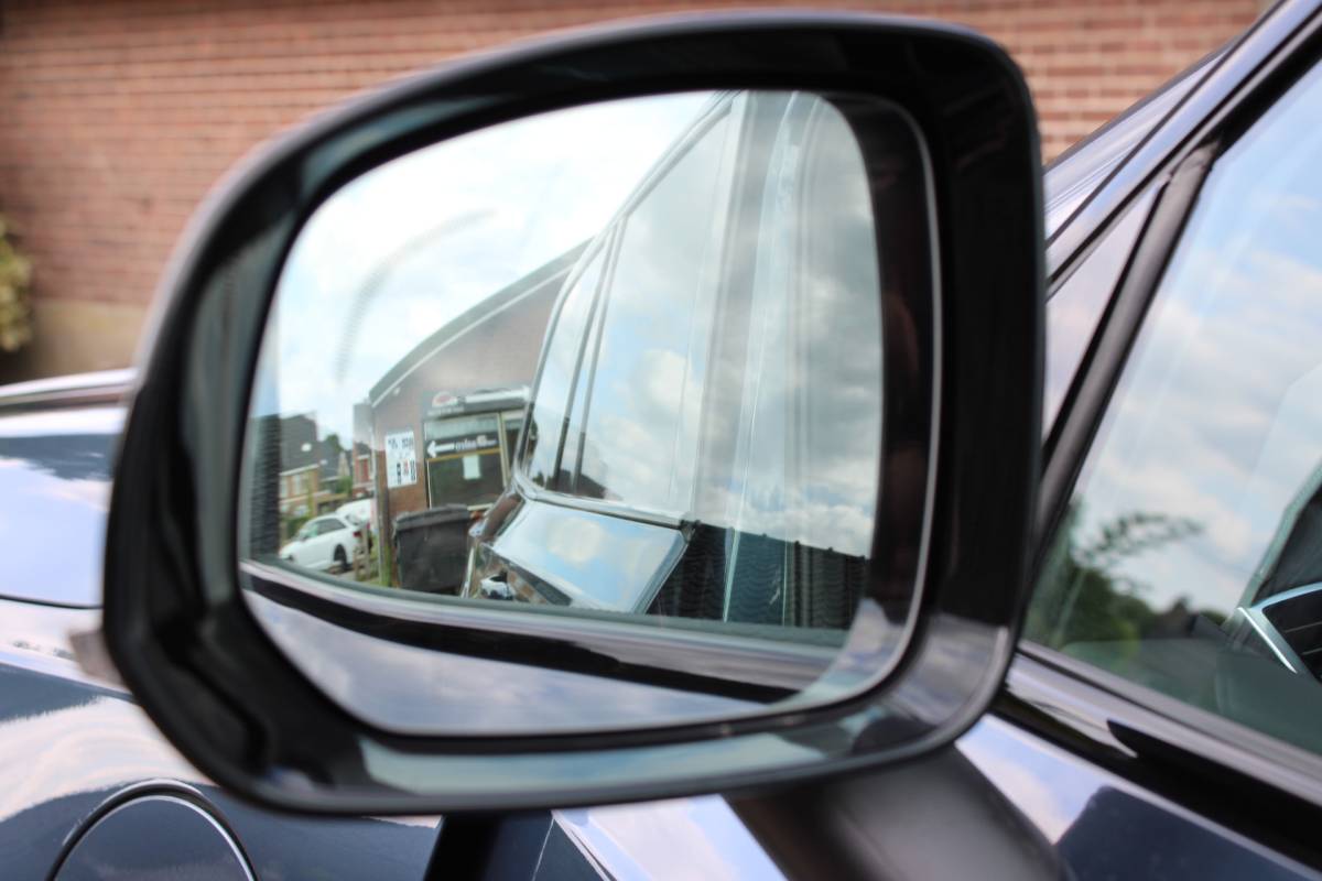 Volvo XC90 Volvo XC90 2.0 T8 Recharge AWD R-DESIGN SOh 100% 7-PERS LEER NAVI B&W 134000KM!!!