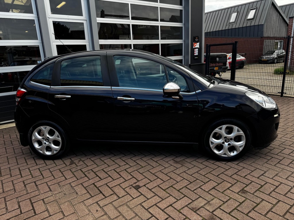 Citroën C3 Citroen C3 PURETECH 82 COLLECTION AUTOMAAT / NAVI / CRUISECONTROL / AIRCO / PDC / LED / RIJKLAAR!