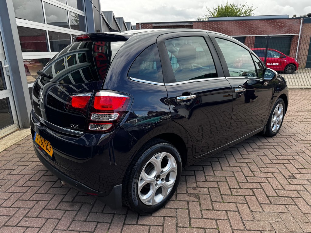 Citroën C3 Citroen C3 PURETECH 82 COLLECTION AUTOMAAT / NAVI / CRUISECONTROL / AIRCO / PDC / LED / RIJKLAAR!