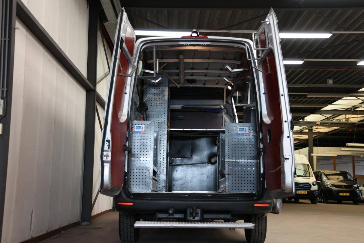 Mercedes-Benz Sprinter Mercedes-Benz Sprinter 316 2.2 CDI L2H2 AUTOMAAT TREKHAAK 3500KG TREKVERM