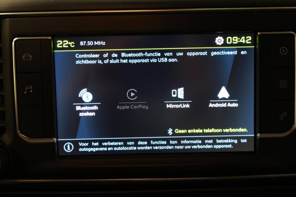 Peugeot e-Expert Peugeot e-Expert Premium 75 kWh LANG Camera Carplay