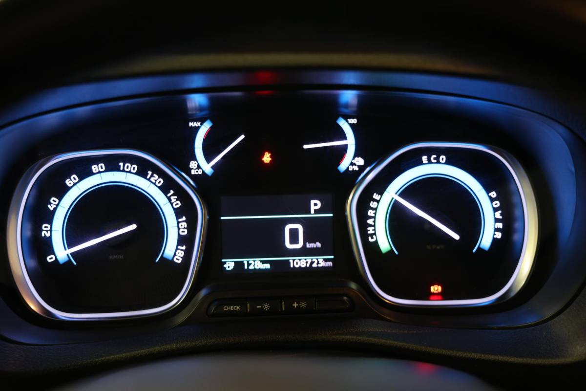 Peugeot e-Expert Peugeot e-Expert Premium 75 kWh LANG Camera Carplay