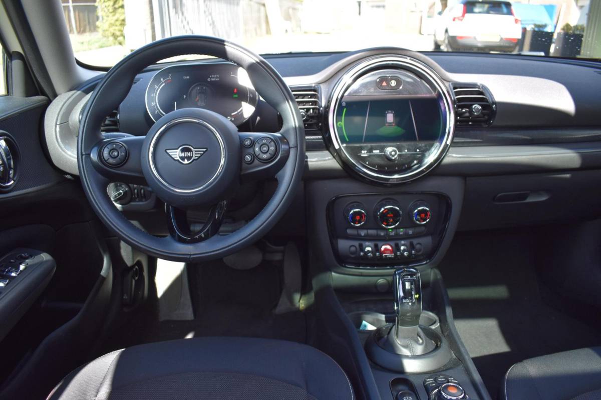 MINI Clubman Mini Clubman 1.5 Cooper Business Ed. | Panoramdak | Carplay | LED |