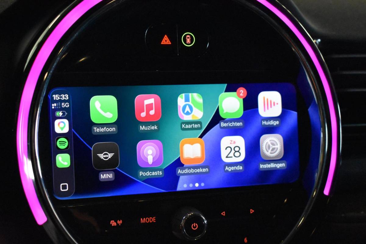 MINI Clubman Mini Clubman 1.5 Cooper Business Ed. | Panoramdak | Carplay | LED |