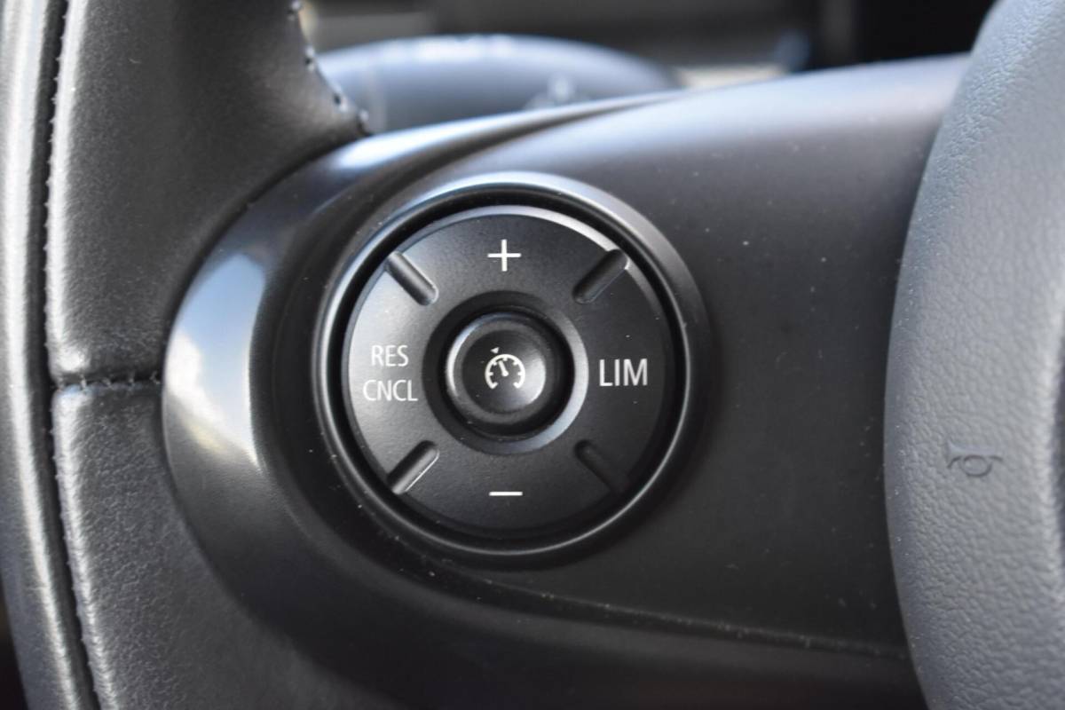 MINI Clubman Mini Clubman 1.5 Cooper Business Ed. | Panoramdak | Carplay | LED |