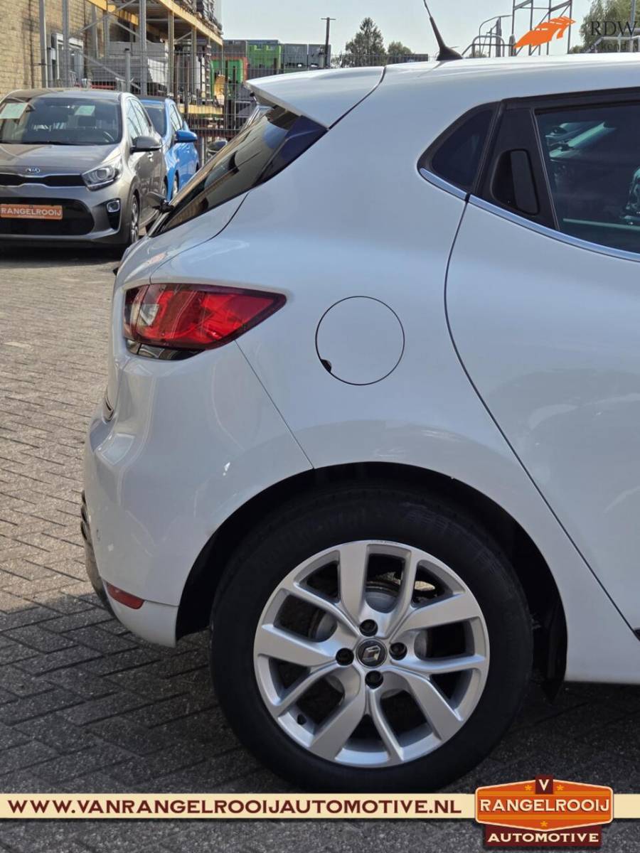 Renault Clio Renault Clio 0.9 TCe Limited, airco, camera, cruise, keyless, DAB