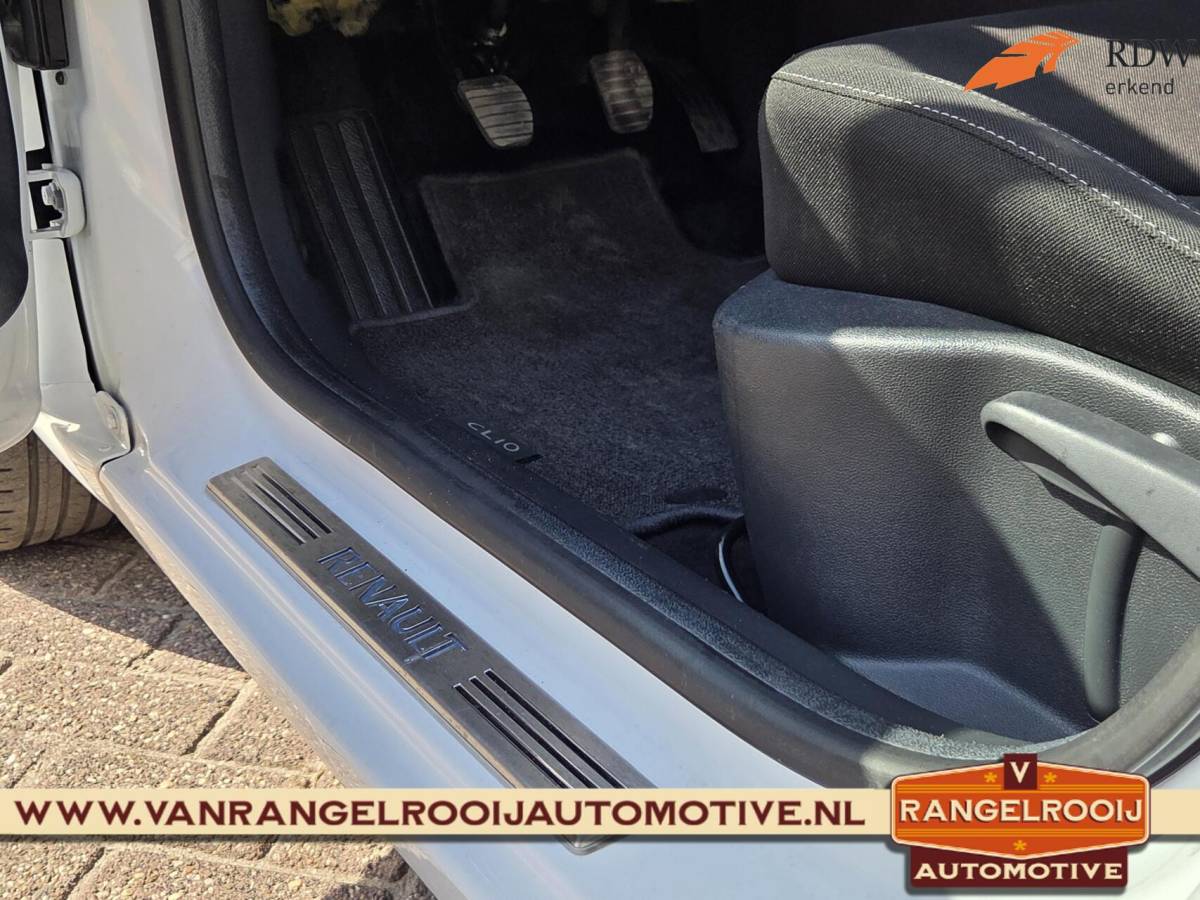 Renault Clio Renault Clio 0.9 TCe Limited, airco, camera, cruise, keyless, DAB
