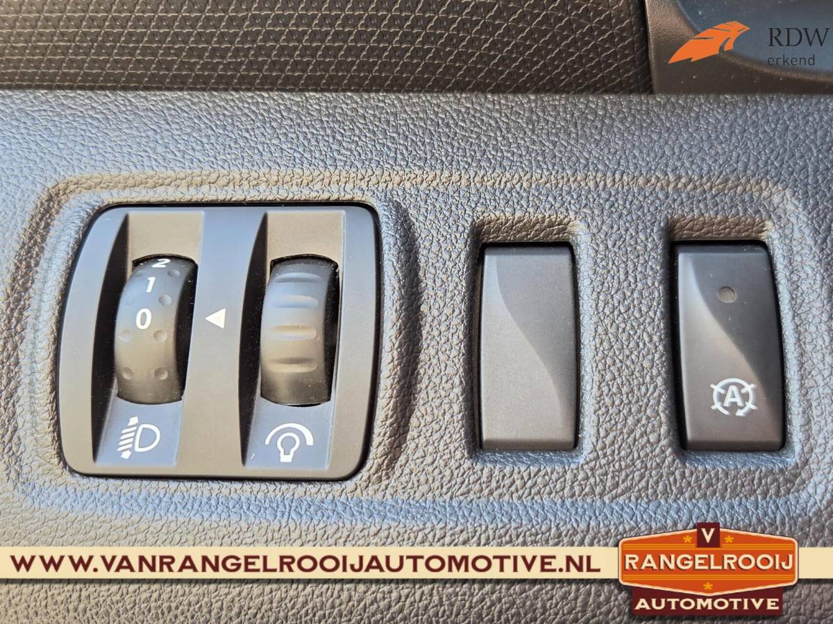 Renault Clio Renault Clio 0.9 TCe Limited, airco, camera, cruise, keyless, DAB