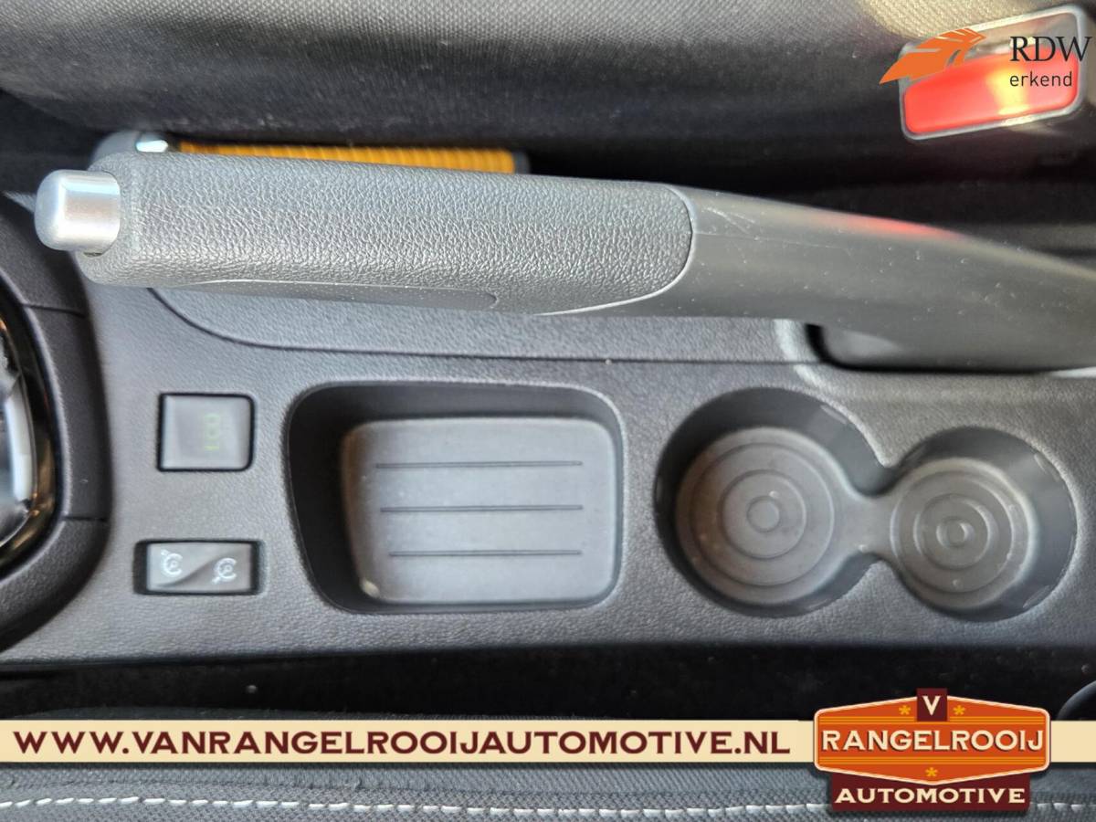 Renault Clio Renault Clio 0.9 TCe Limited, airco, camera, cruise, keyless, DAB