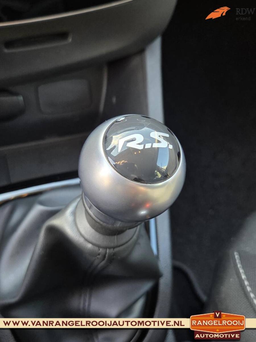 Renault Clio Renault Clio 0.9 TCe Limited, airco, camera, cruise, keyless, DAB
