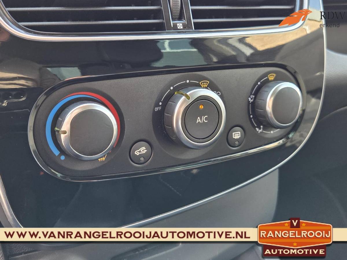 Renault Clio Renault Clio 0.9 TCe Limited, airco, camera, cruise, keyless, DAB