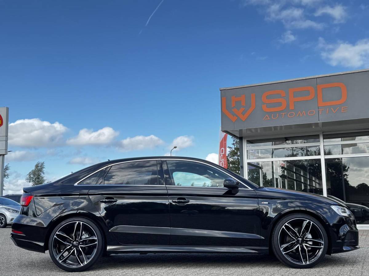 Audi A3 Audi A3 Limousine 1.0 TFSI 3x S-Line|19″RS|Sfeerve|116PK|PDC