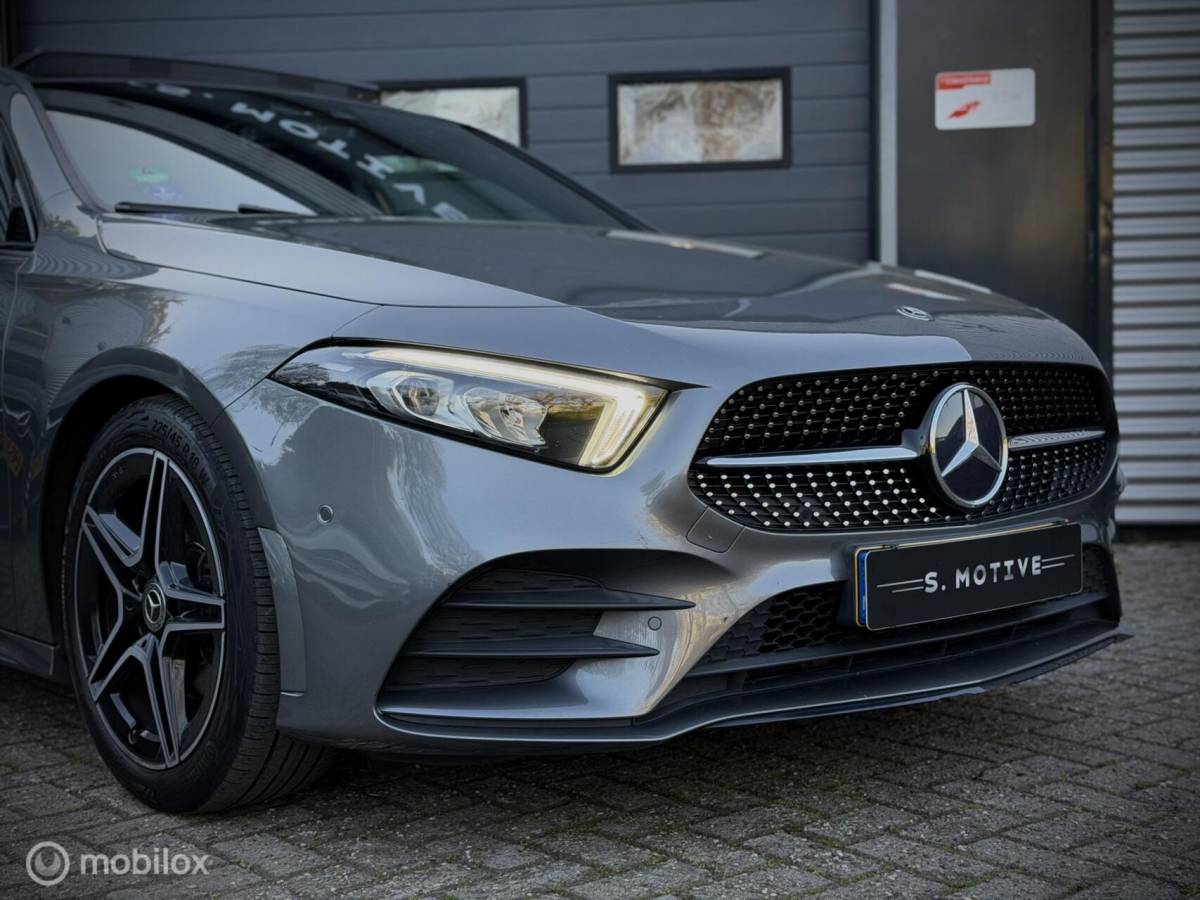 Mercedes-Benz A-Klasse Mercedes A-klasse 180 Business Solution AMG Night Pano NL Auto