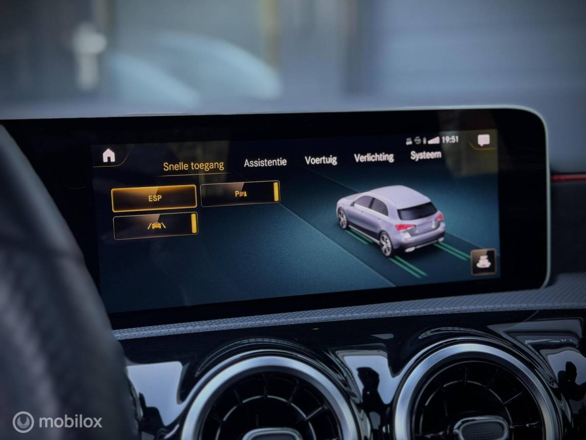 Mercedes-Benz A-Klasse Mercedes A-klasse 180 Business Solution AMG Night Pano NL Auto
