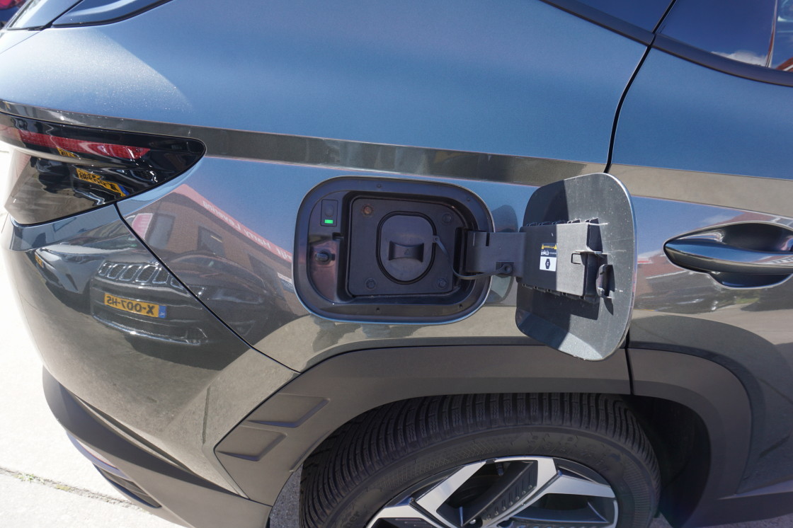 Hyundai Tucson HYUNDAI Tucson 1.6 T-GDi PHEV 265pk AWD Aut. Comfort Carplay