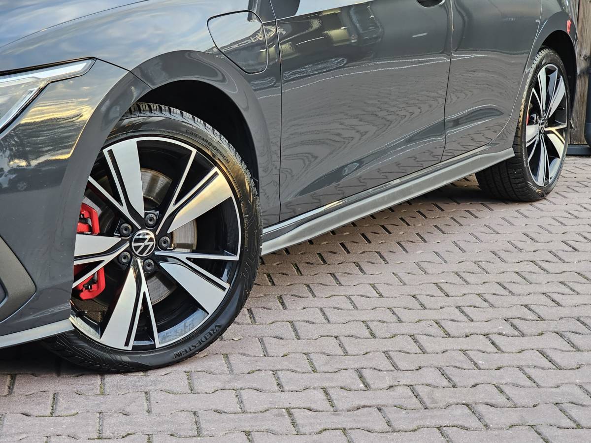 Volkswagen Golf Volkswagen Golf 1.4 eHybrid GTE | LED | ACC | Sporstoelen | Virtual | Navi | App-connect | All-seasons |