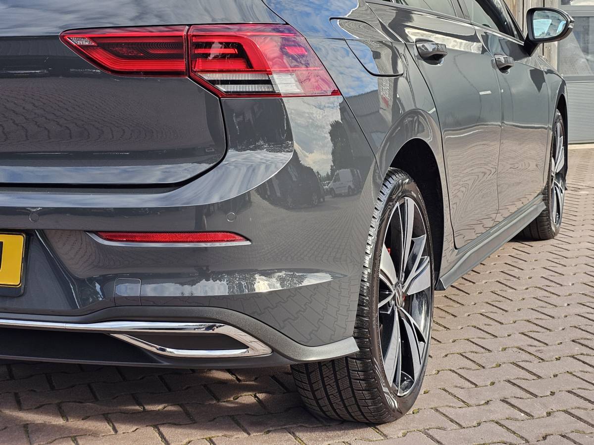 Volkswagen Golf Volkswagen Golf 1.4 eHybrid GTE | LED | ACC | Sporstoelen | Virtual | Navi | App-connect | All-seasons |