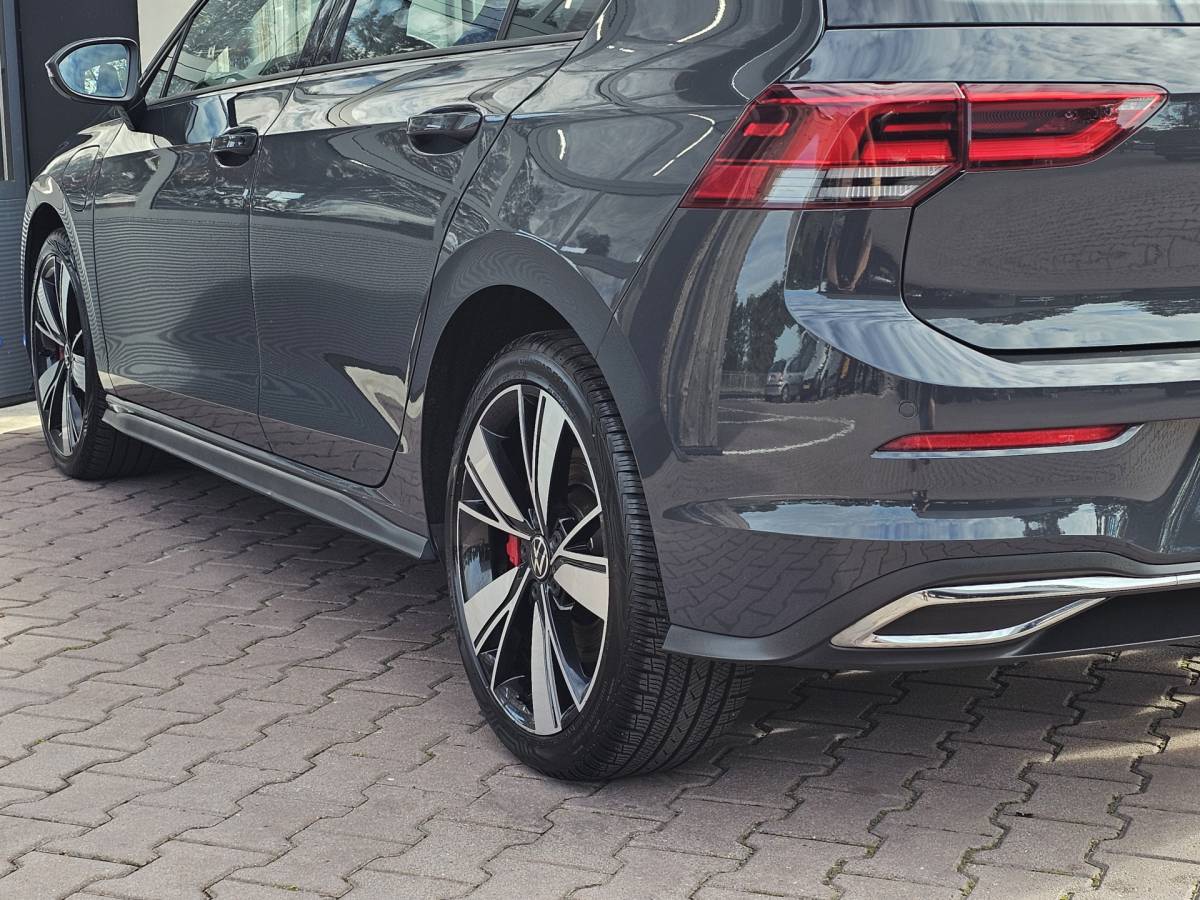 Volkswagen Golf Volkswagen Golf 1.4 eHybrid GTE | LED | ACC | Sporstoelen | Virtual | Navi | App-connect | All-seasons |