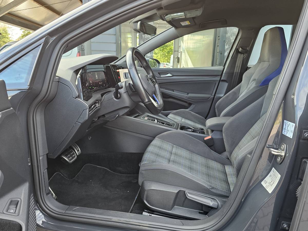 Volkswagen Golf Volkswagen Golf 1.4 eHybrid GTE | LED | ACC | Sporstoelen | Virtual | Navi | App-connect | All-seasons |