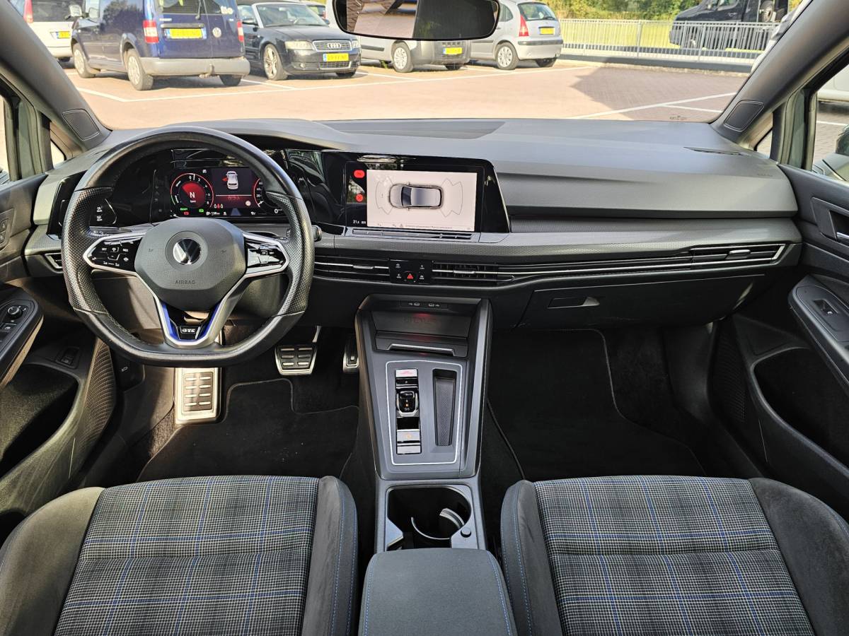 Volkswagen Golf Volkswagen Golf 1.4 eHybrid GTE | LED | ACC | Sporstoelen | Virtual | Navi | App-connect | All-seasons |