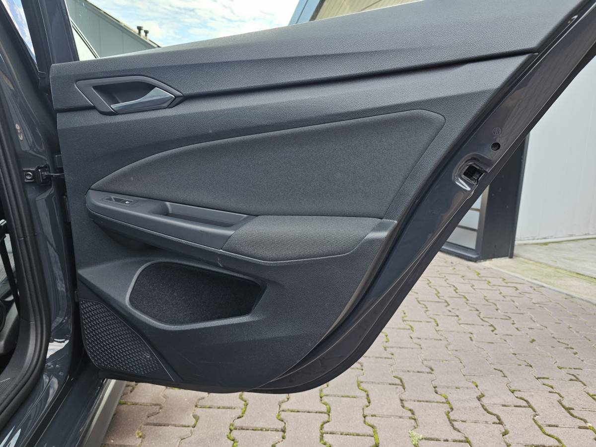 Volkswagen Golf Volkswagen Golf 1.4 eHybrid GTE | LED | ACC | Sporstoelen | Virtual | Navi | App-connect | All-seasons |