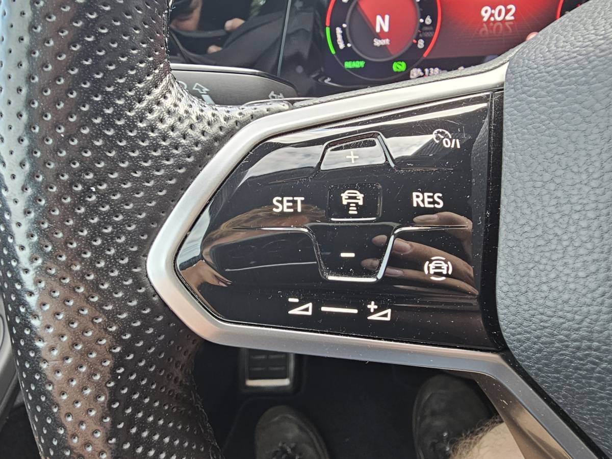 Volkswagen Golf Volkswagen Golf 1.4 eHybrid GTE | LED | ACC | Sporstoelen | Virtual | Navi | App-connect | All-seasons |