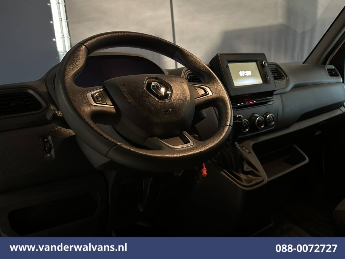 Renault Master Renault Master 2.3 dCi 146pk Bakwagen 222cm Hoog Laadklep Euro6 Airco | Camera | Navigatie | LED | Cruisecontrol Bijrijdersbank
