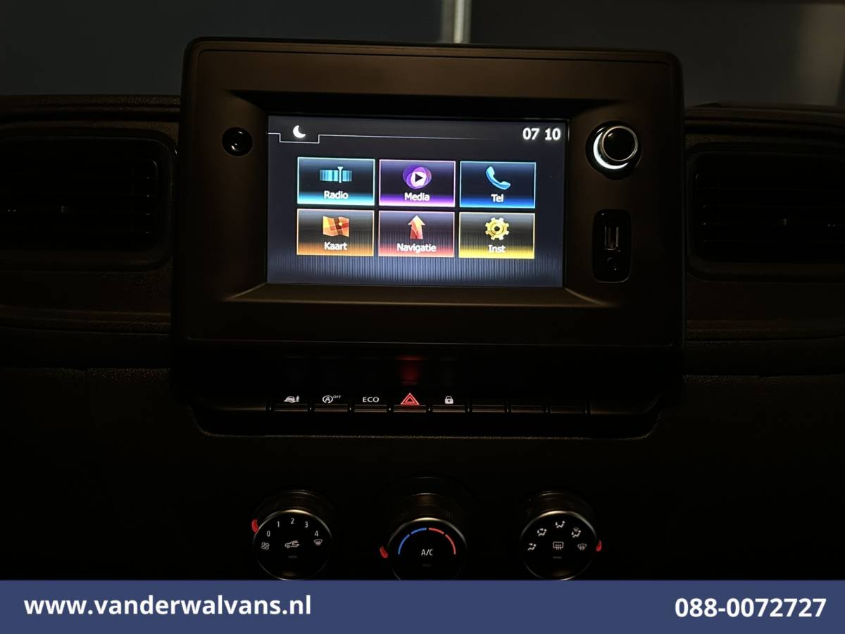 Renault Master Renault Master 2.3 dCi 146pk Bakwagen 222cm Hoog Laadklep Euro6 Airco | Camera | Navigatie | LED | Cruisecontrol Bijrijdersbank