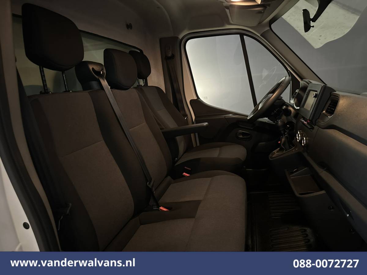 Renault Master Renault Master 2.3 dCi 146pk Bakwagen 222cm Hoog Laadklep Euro6 Airco | Camera | Navigatie | LED | Cruisecontrol Bijrijdersbank