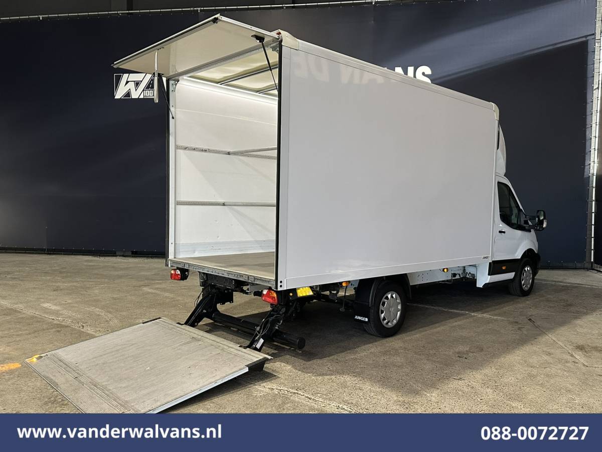 Ford Transit Ford Transit 2.0 TDCI 155pk Bakwagen 225cm Hoog Laadklep Euro6 Airco | Camera | Cruisecontrol | Verwarmde voorruit Bijrijdersbank