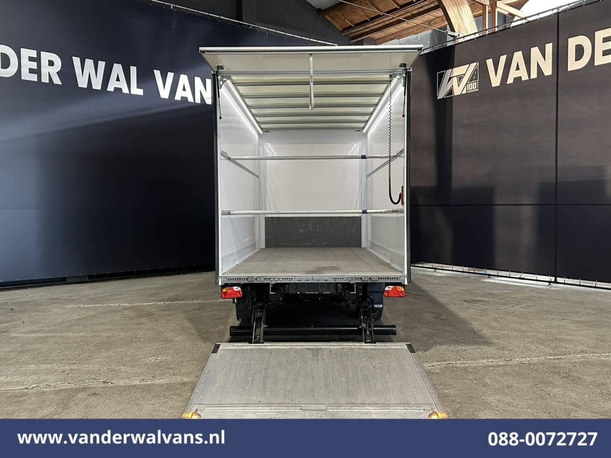 Ford Transit Ford Transit 2.0 TDCI 155pk Bakwagen 225cm Hoog Laadklep Euro6 Airco | Camera | Cruisecontrol | Verwarmde voorruit Bijrijdersbank