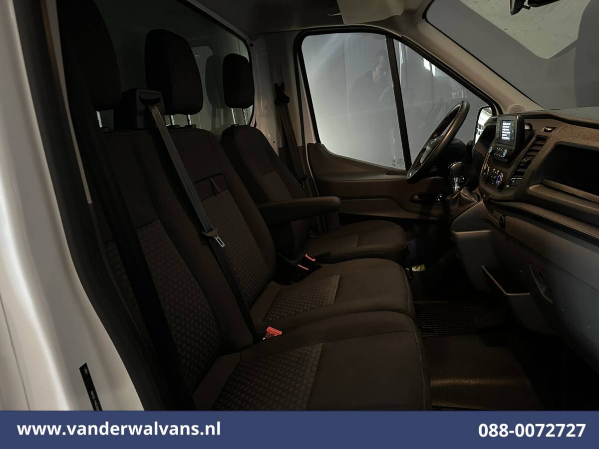Ford Transit Ford Transit 2.0 TDCI 155pk Bakwagen 225cm Hoog Laadklep Euro6 Airco | Camera | Cruisecontrol | Verwarmde voorruit Bijrijdersbank