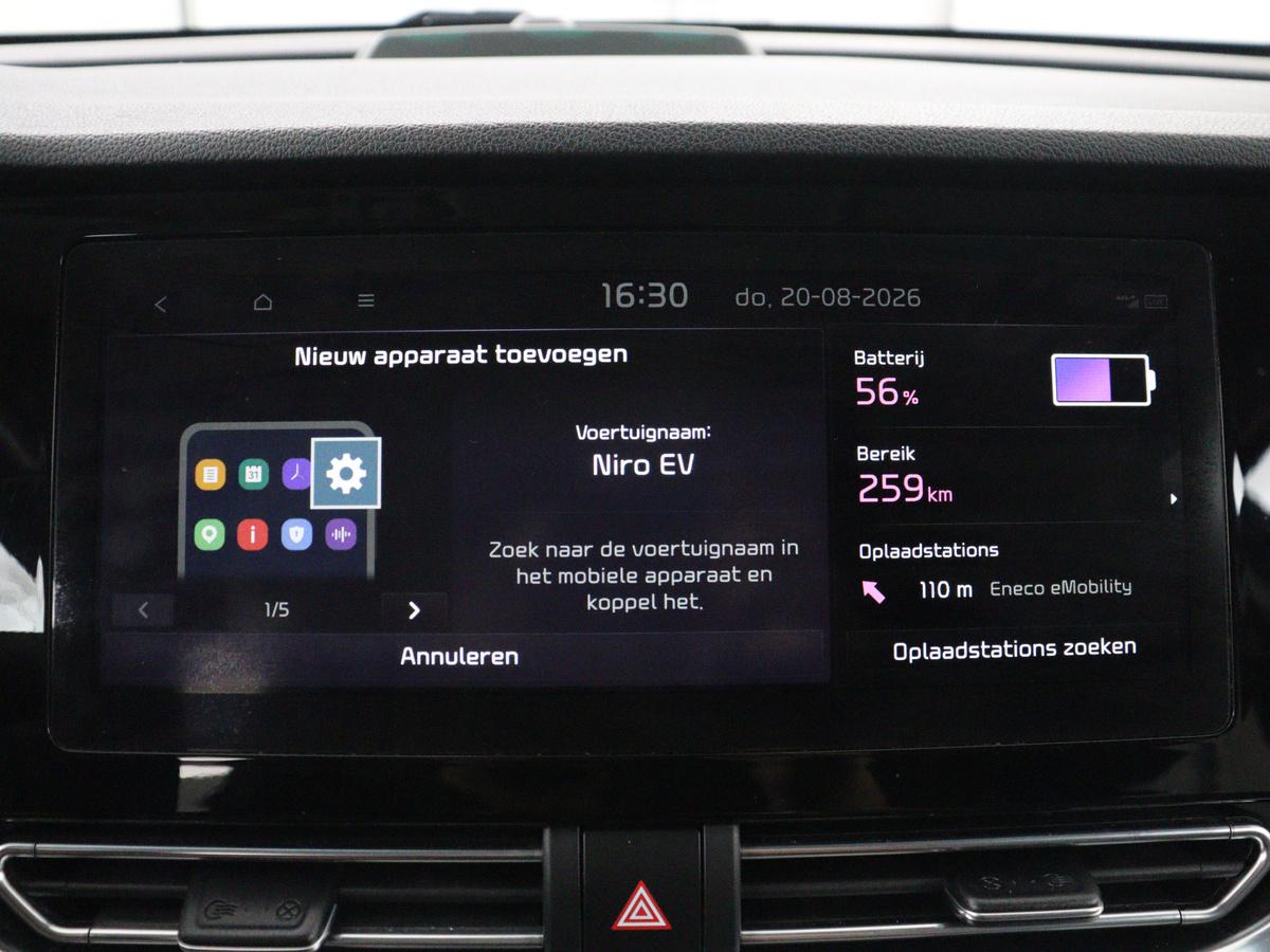 Kia e-Niro Kia e-Niro DynamicPlusLine 64 kWh | SOH 95,3% | Panoramadak | Half leder |  Stuur/stoel verwarming | Adaptive cruise | Lane assist | Climate control | Carplay | Camera | Park assist | Full LED