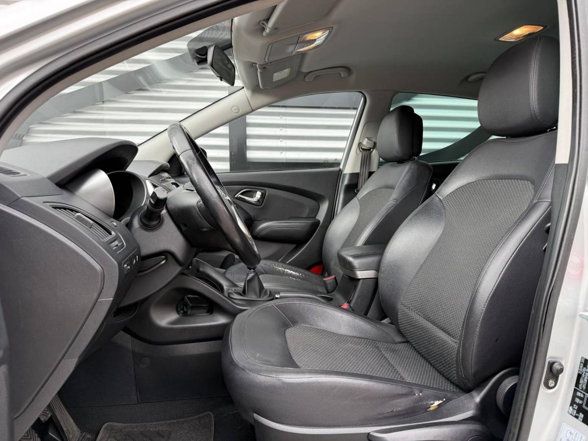 Hyundai ix35 Hyundai ix35 2.0i Style Clima|Trekhaak|Cruise|PDC|N.A.P|APK tot 05-2027