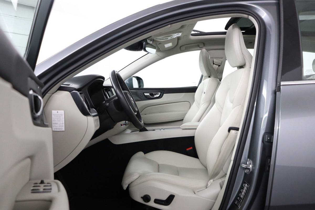 Volvo XC60 Volvo XC60 2.0 T5 Inscription |NAP|1e eigenaar|Pano|Memory|Luchtvering|Harman&Kardon