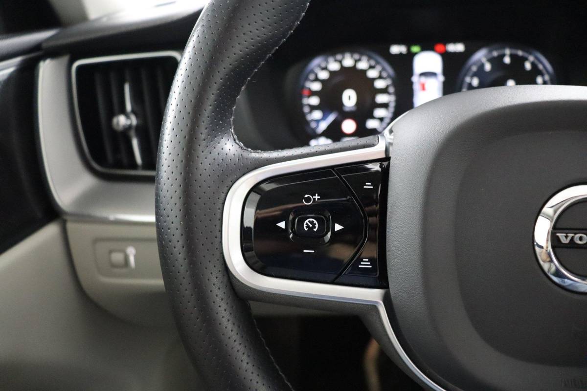 Volvo XC60 Volvo XC60 2.0 T5 Inscription |NAP|1e eigenaar|Pano|Memory|Luchtvering|Harman&Kardon