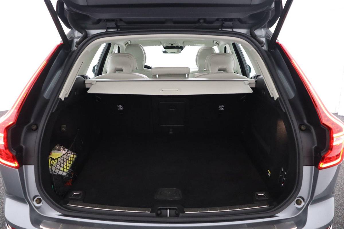 Volvo XC60 Volvo XC60 2.0 T5 Inscription |NAP|1e eigenaar|Pano|Memory|Luchtvering|Harman&Kardon