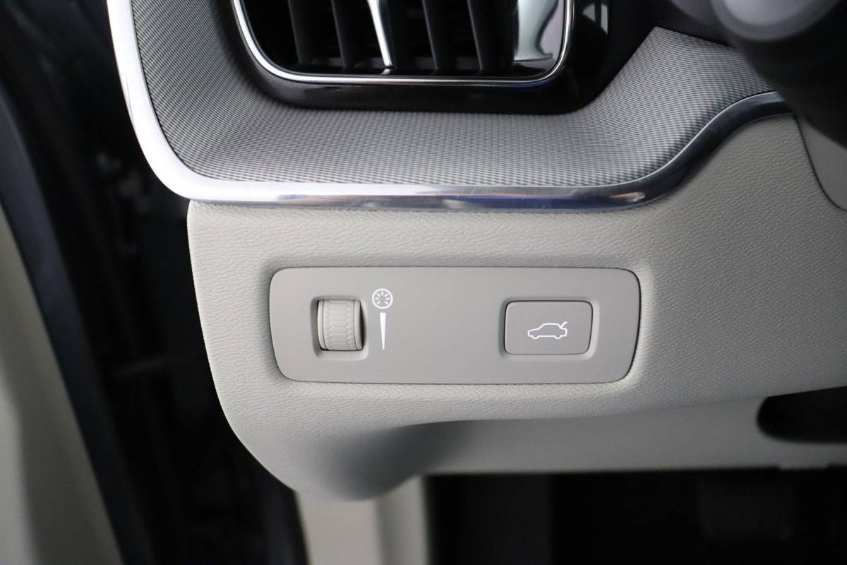 Volvo XC60 Volvo XC60 2.0 T5 Inscription |NAP|1e eigenaar|Pano|Memory|Luchtvering|Harman&Kardon
