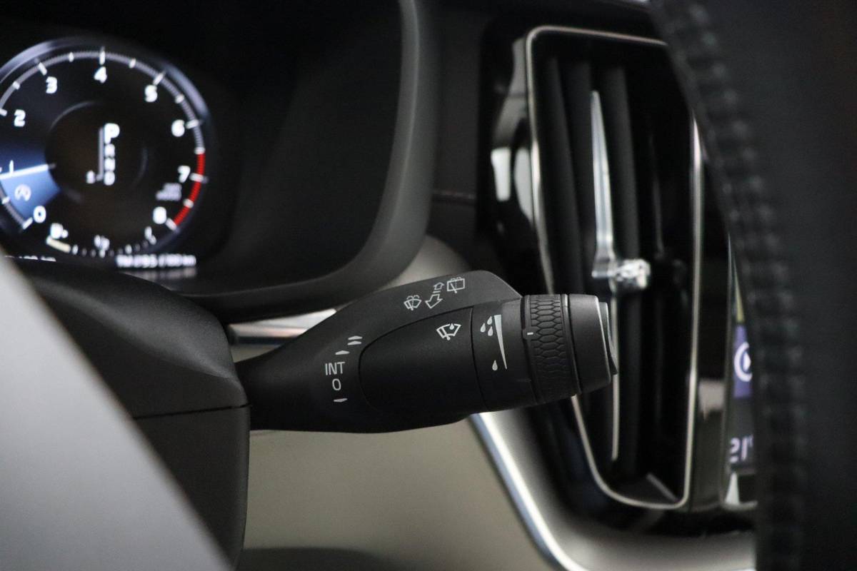 Volvo XC60 Volvo XC60 2.0 T5 Inscription |NAP|1e eigenaar|Pano|Memory|Luchtvering|Harman&Kardon