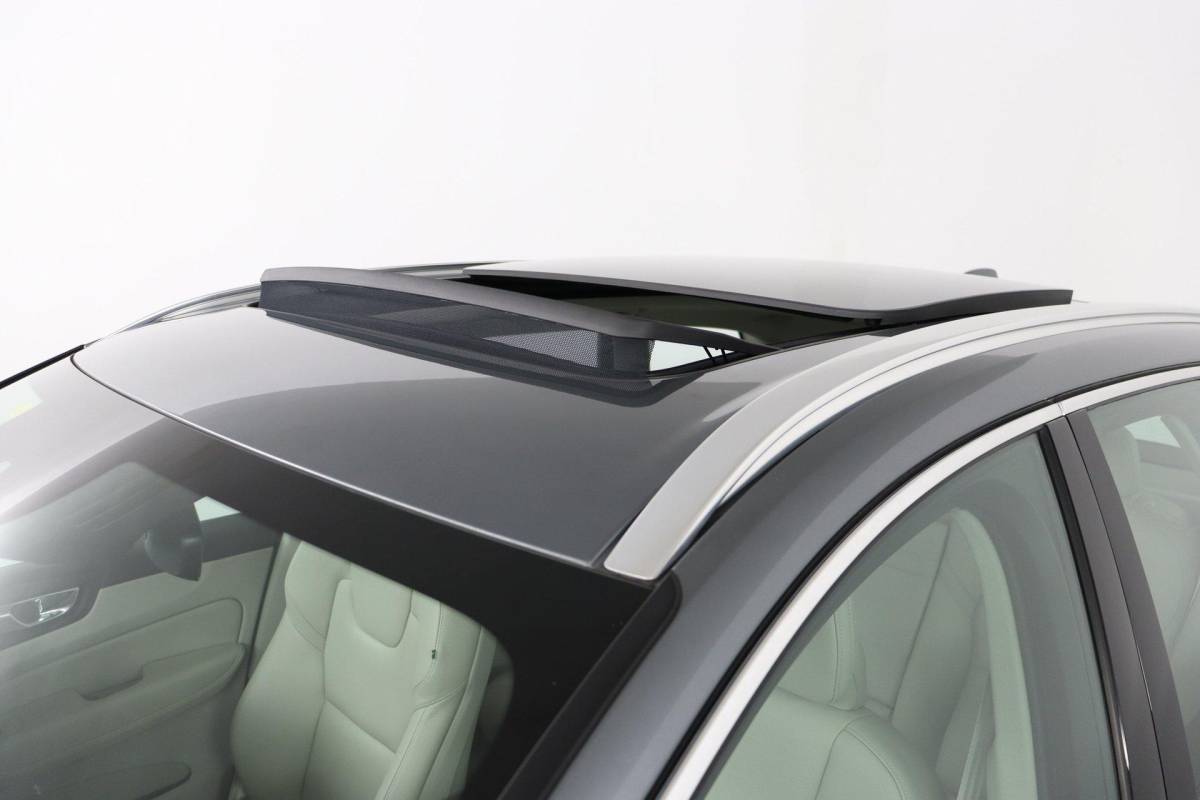 Volvo XC60 Volvo XC60 2.0 T5 Inscription |NAP|1e eigenaar|Pano|Memory|Luchtvering|Harman&Kardon