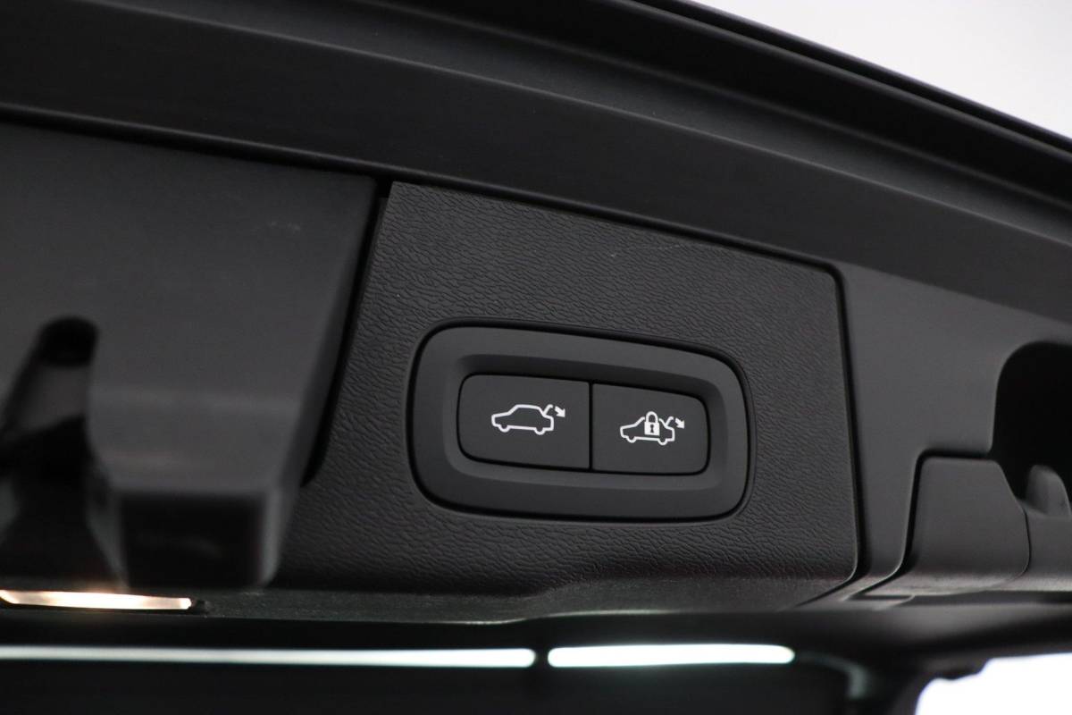 Volvo XC60 Volvo XC60 2.0 T5 Inscription |NAP|1e eigenaar|Pano|Memory|Luchtvering|Harman&Kardon